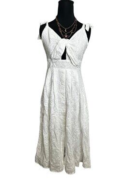 Elegant White Midi Dress